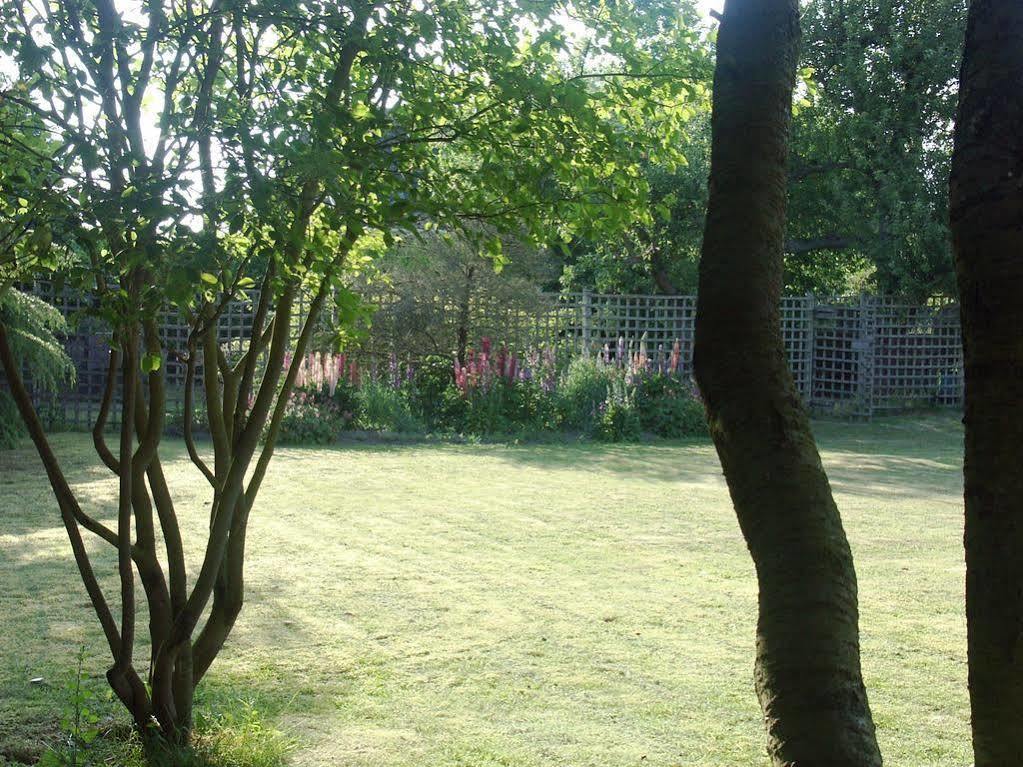 Catton Old Hall Bed and Breakfast Norwich Eksteriør billede